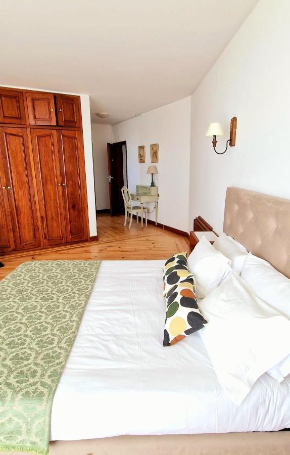 Boutique Inn & Restaurant - Casa Dos Suecos Фигейра да Фош Екстериор снимка