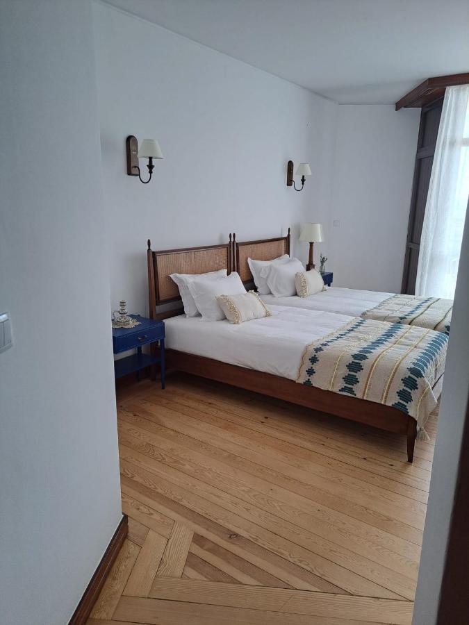 Boutique Inn & Restaurant - Casa Dos Suecos Фигейра да Фош Екстериор снимка