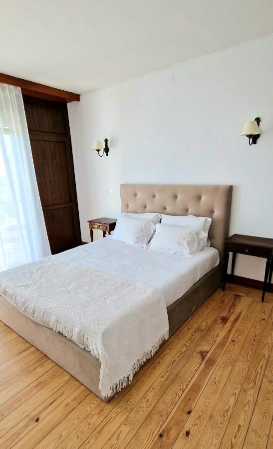 Boutique Inn & Restaurant - Casa Dos Suecos Фигейра да Фош Екстериор снимка